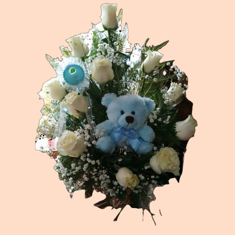 Arreglo de nacimiento 12 rosas peluche y Topper ( ver disponibilidad de peluche)