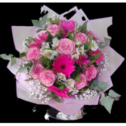 Ramo de 10 rosa 10 gerberas u astromelias 8000